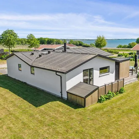 Niska - 200m From The Sea By Interhome Feriehus Rønde